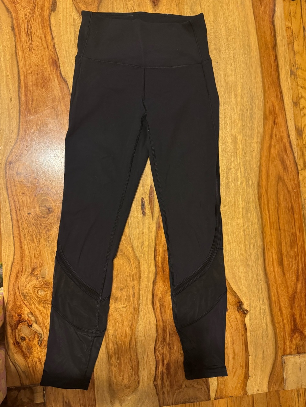 Lululemon Black high waisted Leggings with transparent leg parts size 4